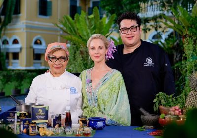 มาสเตอร์เชฟนูรอ โซ๊ะมณี สเต็ปเป้ และเชฟคริส สเต็ปเป้ ถ่ายทอดอัตลักษณ์อาหารไทย ในสารคดีท่องเที่ยวออสเตรีย นำเสนอเสน่ห์ภูเก็ตสู่เวทียุโรป