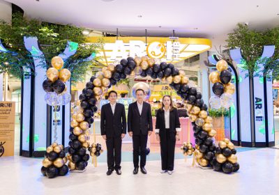 “อร่อยฮับ”  ฟู้ดคอร์ทบรรยากาศดี รวม 37 ร้านเด็ดทั่วไทยมาให้อิ่มอร่อย แวะเติมความสุขใด้ทุกช่วงเวลา บนชั้น 3 ฝั่งอีสต์ ศูนย์การค้าฟิวเจอร์พาร์ค