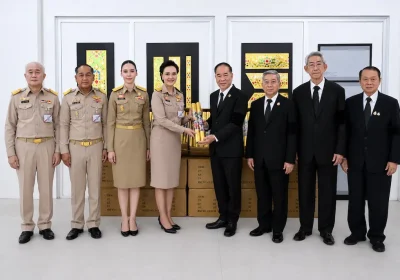 สมาคมวิเทศพาณิชย์ไทย-จีน มอบกระดาษทองย่น สนับสนุนการจัดสร้างพระเมรุมาศ ถวายเป็นพระราชกุศลแด่ สมเด็จพระนางเจ้าสิริกิติ์ พระบรมราชินีนาถ พระบรมราชชนนีพันปีหลวง